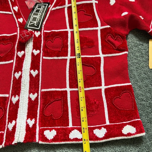 NWT Berek L XL Embroidered Heart Sweater Cardigan Valentine’s Day gift Red - Picture 9 of 9